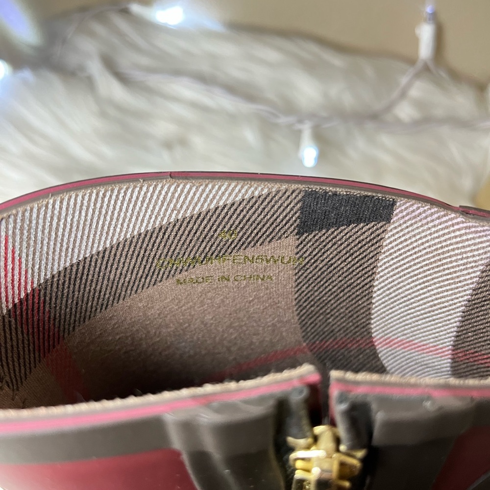 Burberry Rain boots - Picture 6 of 9